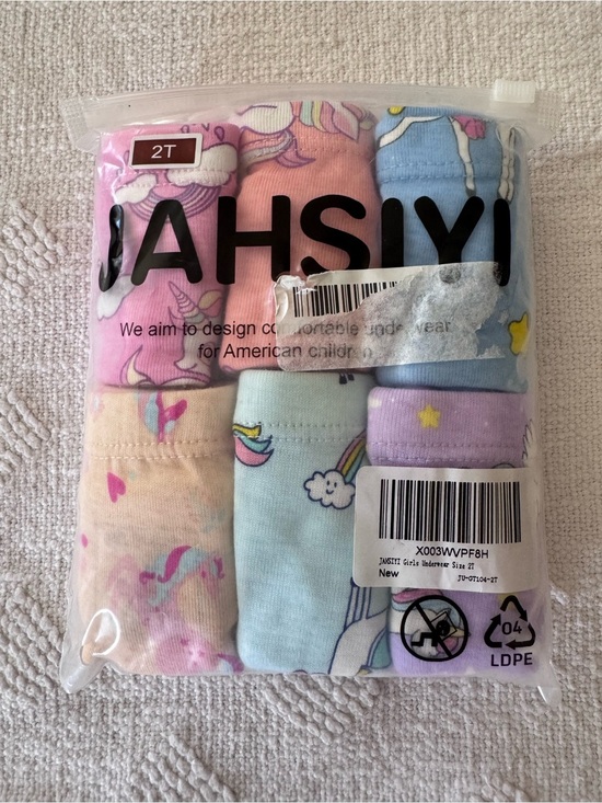JAHSIYI Other - JAHSIYI TODDLER GIRLS RAINBOW UNICORNS UNDERWEAR SZ 2T
@9